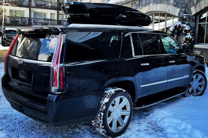 Private luxury SUV transfer from Denver to Vail.